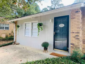 Mid Century Modern Private Guest Suite! - Image 4