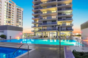 Guest Awarded Side Ocean View & Free Parking - Image 4