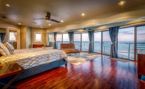 Beachfront Villa, Skyline view, Hot Tub, Smarthome - Image 3