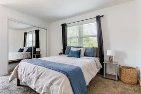3BR/3.5 BA /2 Car garage by Beaches Disney Irvine - Image 2