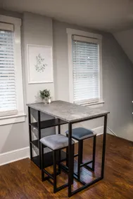 ❤Beautifully Renovated Lancaster Apt❤ - Image 5