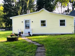 Pine Plains Cottage - Image 2