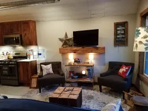 The BarnWood Company Guest House - Image 3