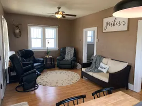 Entire house for fishing, hunting, or passing by! - Image 2