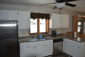 Neighborhood home in Manitowoc - Image 5