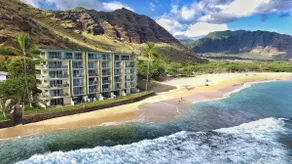Makaha Ocean Lullaby - Direct Oceanfront Location! - Image 2