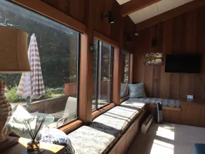 The Beach Chalet - Image 5