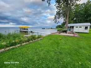 Waterfront Oneida Lake Lux House! - Image 2