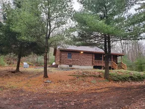Log Cabin In The Woods Very Private Location - Image 2
