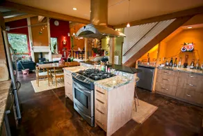 Towering Pines - Mountain Modern Nederland Retreat Hot Tub, Sauna, Amazing views - Image 2