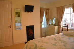 19 Upper Linney - Image 4