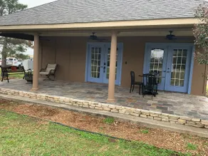 Cozy family bungalow perfect for a couple or family of four - Image 4