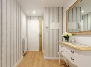 Urban Class apartment by The Urban Hosts - Image 3