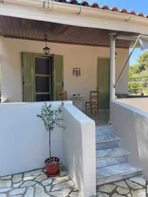 Katakolo Stone-paved Family Heaven - Image 2