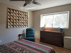 Pelham 2nd floor Apartment - Image 5