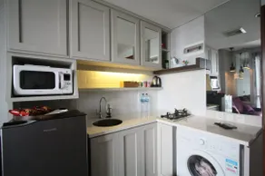 Cozy penthouse in South Jakarta - Image 4
