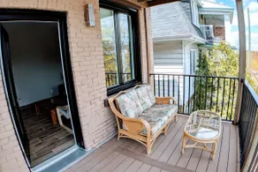 Reno'd 2 BD in Hintonburg Balcony & Parking - Image 5