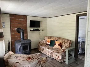 Off-the-grid Cozy Cottage - Image 4