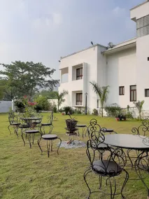 Private Pool Villa in Udaipur With Aravalli View - Image 2
