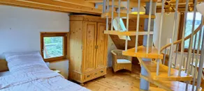 Cozy attic apartment with 16 windows, Wi-Fi, glass - Image 3