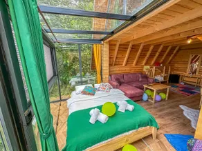 Fullglass bungalow - Image 4