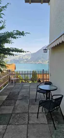 Lovely apartment with panoramic views of the lake and mountain - Image 5