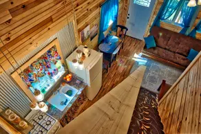 Sycamore Hollow Guest House - Image 2