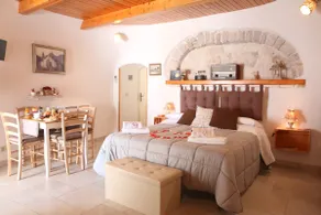 Splendid ”Trullo Delle Sorelle” - trulli district - Image 3
