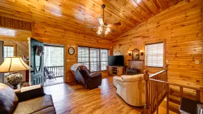 Cabin, Wooded Views, Private Hot Tub, Near Casino - Image 5