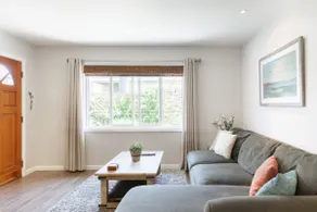 Contemporary Beach Home - Image 4