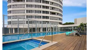 OPULENT 3 BEDROOM PENTHOUSE APARTMENT OCEAN VIEWS - Image 2