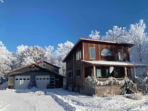 Tin Terra Cabin in Amish Paradise with Steam Sauna - Image 2