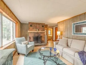 The Cottage at Red Top - Cozy Lakeside Year-Round - Image 4