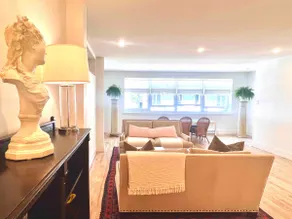 New! Spacious historic downtown Halifax apartment - Image 2
