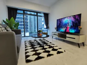 Glorious Eaton 2 BR @ KLCC / Pavilion - Image 2