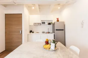 Modern 1BR + Gym | Walk to Reforma & Senate - Image 5