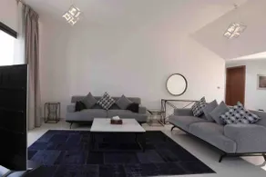 Lovely 3-BR Sea view apartment. Mina Al fajer. - Image 3