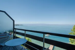”Les Balcons du Lac” Super F3 with 4* Private Pontoon - Image 2