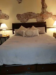 Saddlerock Suite 112 - Image 2
