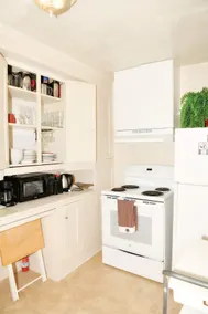 Central Queen Anne Home, Walking Score 96 - Image 3