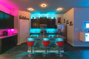Movie Theatre! Pool Table! 4min- Lackland AFB LOOP - Image 5