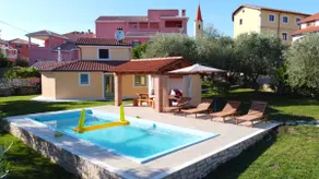 DAMJANIĆ HOLIDAY HOUSE - Image 3