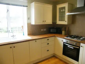The Flat at the Old School - Image 5