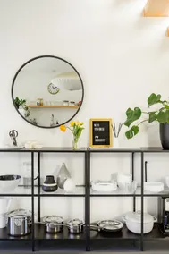 Modern Guesthouse in Portland's Central Eastside - Image 5