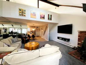Jenna's Poconos Townhome at Camelback & Camelbeach - Image 3