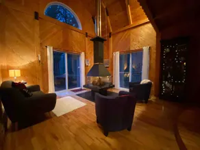 Cottage by River Falls with Hot Tub & Sauna - Image 4