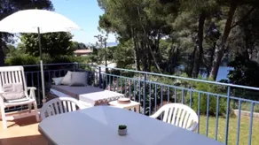 3* Waterfront, Beaches, Pool, Village Within Walking Distance - Image 4