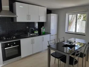 Lemon Tree House - Image 4