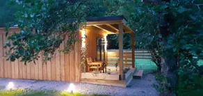Riverside Cabin with large garden - Image 2