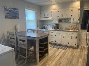 Southold- Adorable 1 Bedroom Cottage - Image 5